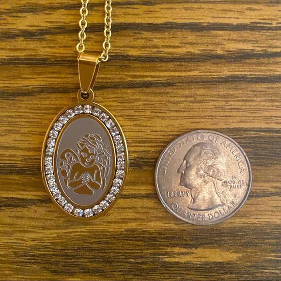 18K Gold plated Angele Necklace - Picture 4 of 9